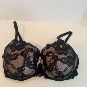 Victoria's Secret Black Lace Floral Bra